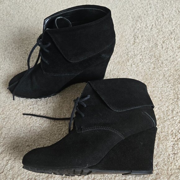 Wedge heel lace up ankle booties - Picture 1 of 12
